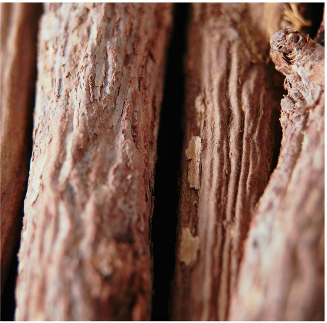 Licorice-Derived Complex (Dipotassium Glycyrrhizate)